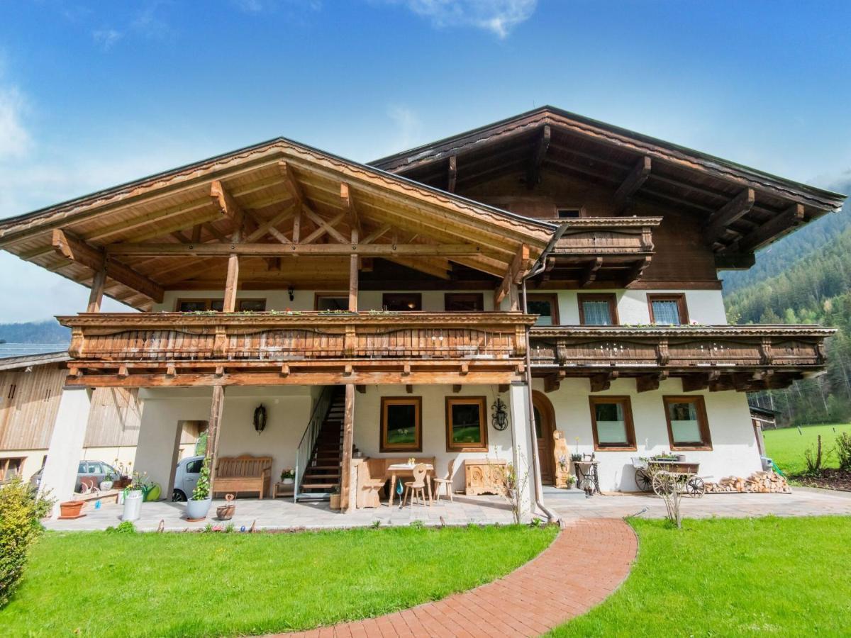 Apartment In Saalfelden Am Steinernen Meer Luaran gambar